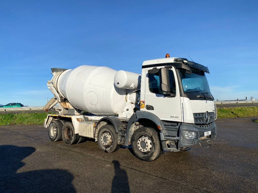 Mercedes-Benz AROCS 3240/EUROMIXBETON 9M3 endommagé - Camião betoneira: foto 3 Mercedes-Benz AROCS 3240/EUROMIXBETON 9M3 endommagé - Camião betoneira: foto 3
