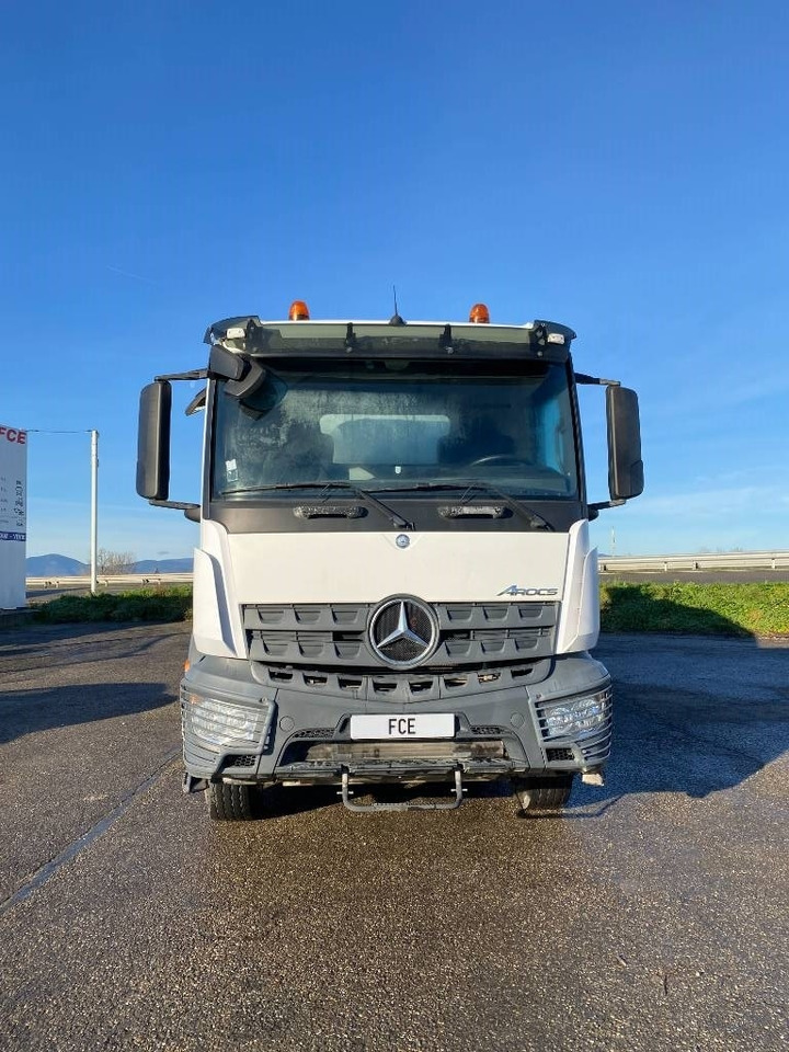 Mercedes-Benz AROCS 3240/EUROMIXBETON 9M3 endommagé - Camião betoneira: foto 2 Mercedes-Benz AROCS 3240/EUROMIXBETON 9M3 endommagé - Camião betoneira: foto 2