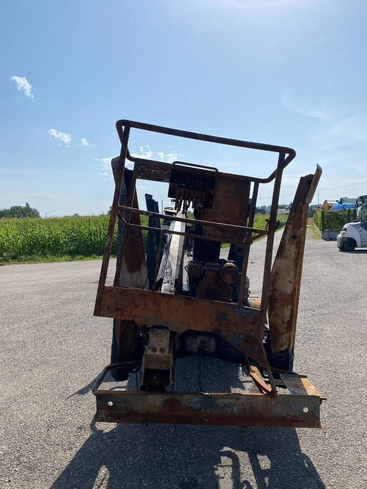 Niftylift 170HDE-MK1C Hybride/Tier V Carte Grise Française - Plataforma de elevaçao rebocável: foto 5 Niftylift 170HDE-MK1C Hybride/Tier V Carte Grise Française - Plataforma de elevaçao rebocável: foto 5