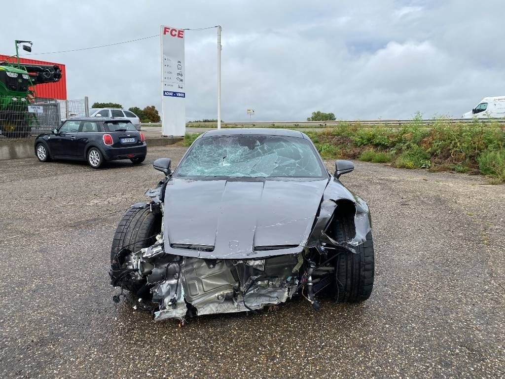 Porsche 911/ 992 - 4.0i GT3 Pack Touring 1er Main  - Automóvel: foto 2 Porsche 911/ 992 - 4.0i GT3 Pack Touring 1er Main  - Automóvel: foto 2