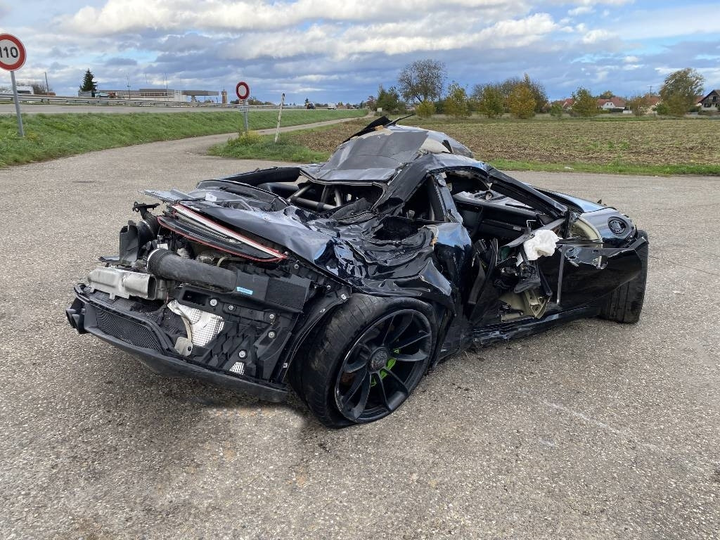 Porsche 911 GT3 RS (991) 4.0i 520 PDK7 Pack WEISSACH/RS - Automóvel: foto 4 Porsche 911 GT3 RS (991) 4.0i 520 PDK7 Pack WEISSACH/RS - Automóvel: foto 4