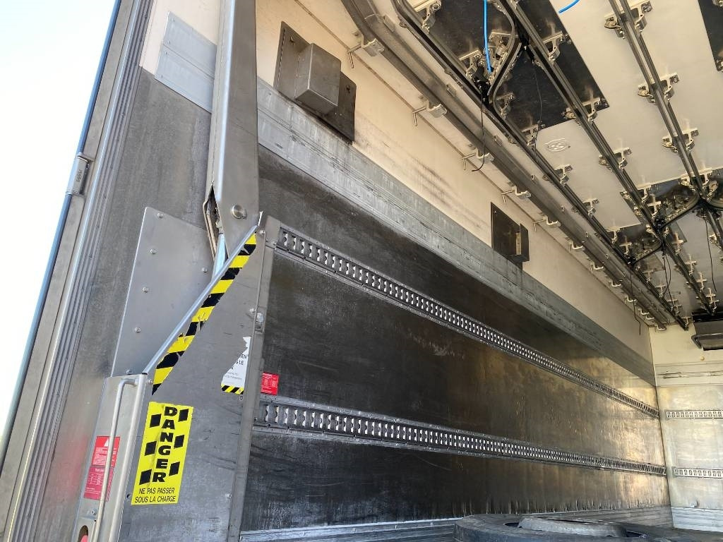 Camião frigorífico Renault D-430 WIDE CHEREAU INOGAM/LEVIAND 120 endommagé: foto 18