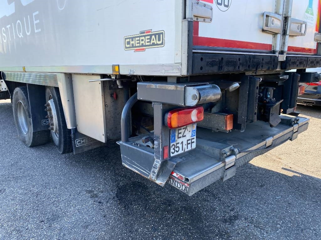Camião frigorífico Renault D-430 WIDE CHEREAU INOGAM/LEVIAND 120 endommagé: foto 36