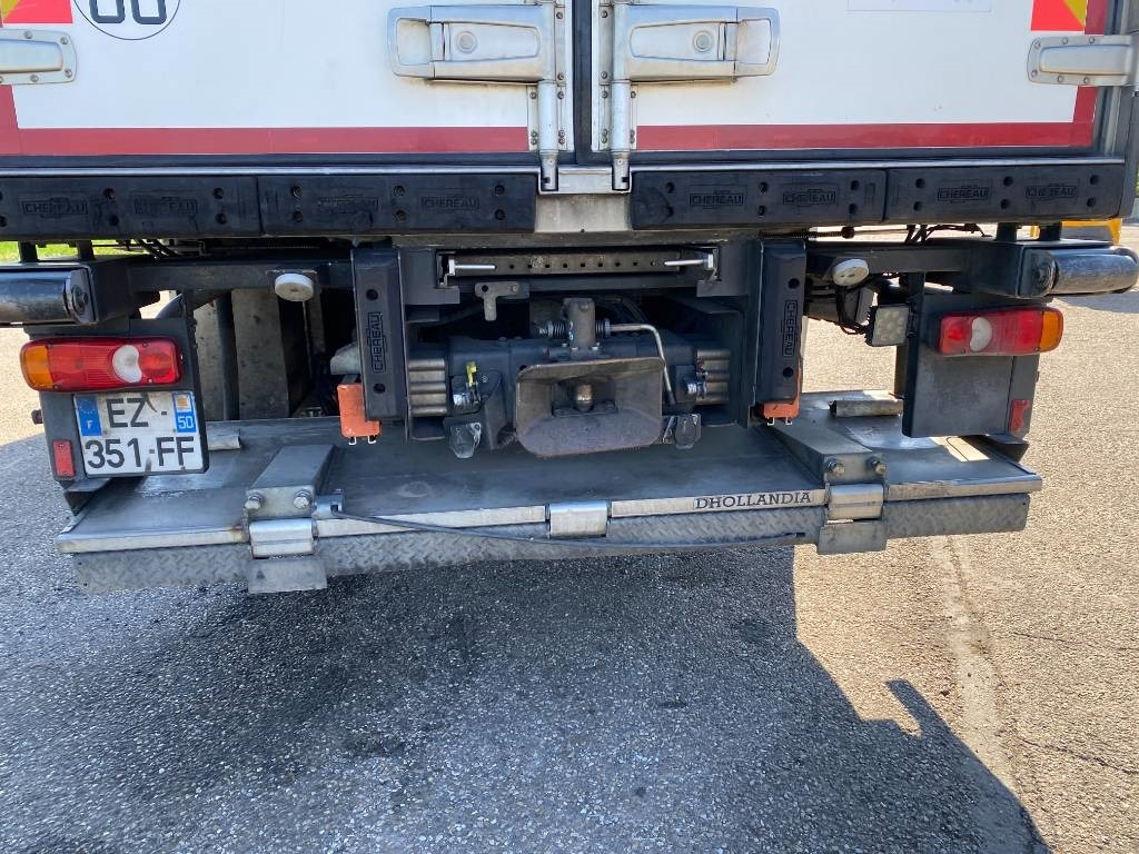 Camião frigorífico Renault D-430 WIDE CHEREAU INOGAM/LEVIAND 120 endommagé: foto 39