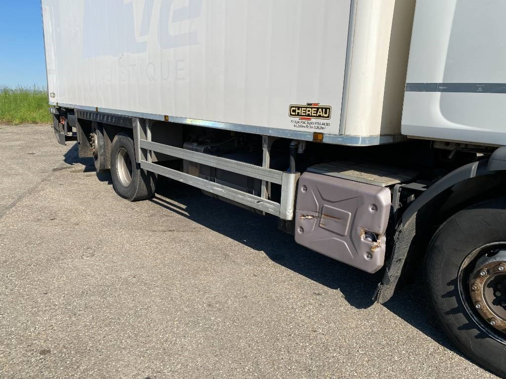 Camião frigorífico Renault D-430 WIDE CHEREAU INOGAM/LEVIAND 120 endommagé: foto 50