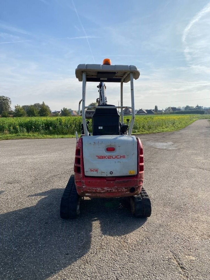 Takeuchi TB 216 /1er Main endommagée - Mini escavadeira: foto 5 Takeuchi TB 216 /1er Main endommagée - Mini escavadeira: foto 5