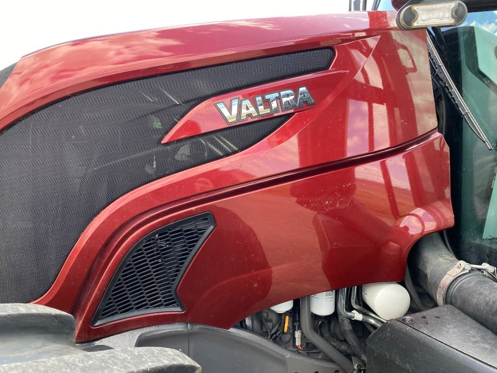 Trator Valtra N 175 / DIRECT Variation Continue endommagé: foto 28