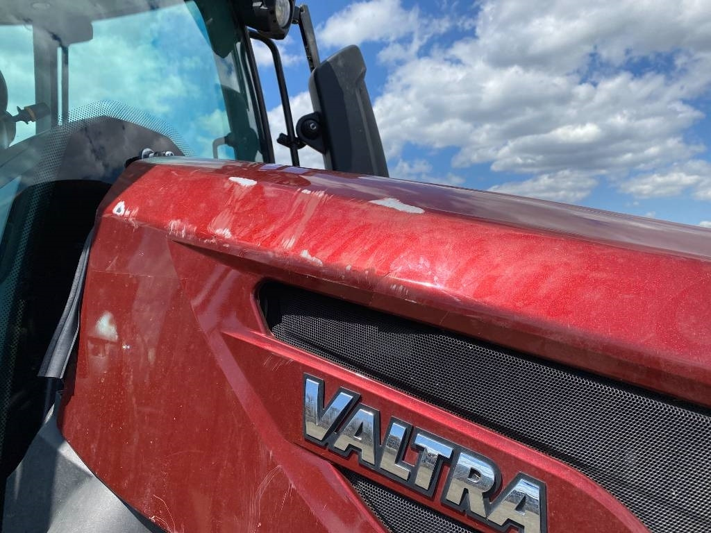 Trator Valtra N 175 / DIRECT Variation Continue endommagé: foto 15