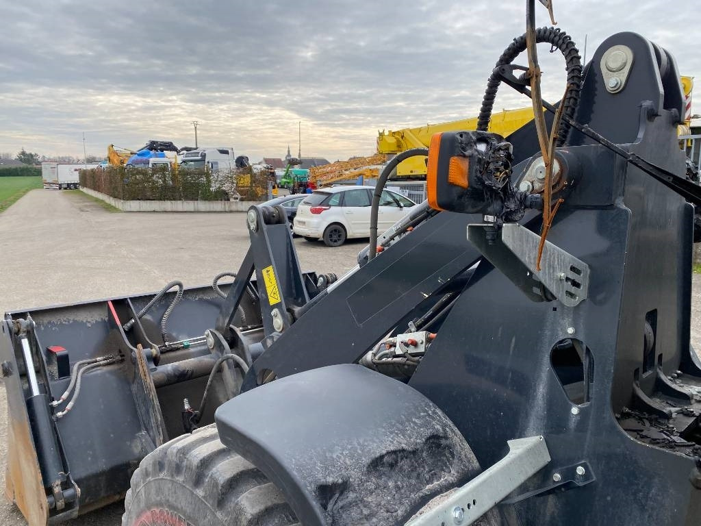 Pá carregadora de rodas Yanmar V 100 / Certificat CE endommagée: foto 19