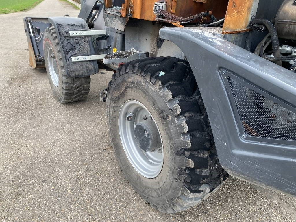 Pá carregadora de rodas Yanmar V 100 / Certificat CE endommagée: foto 25