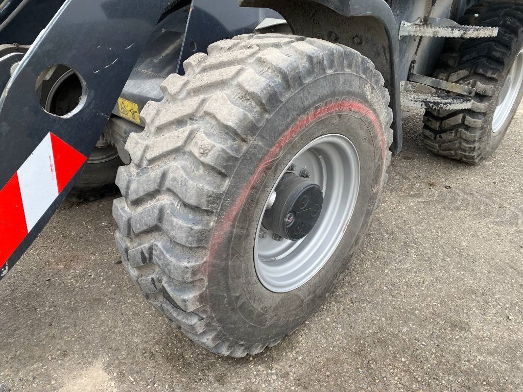 Pá carregadora de rodas Yanmar V 100 / Certificat CE endommagée: foto 12