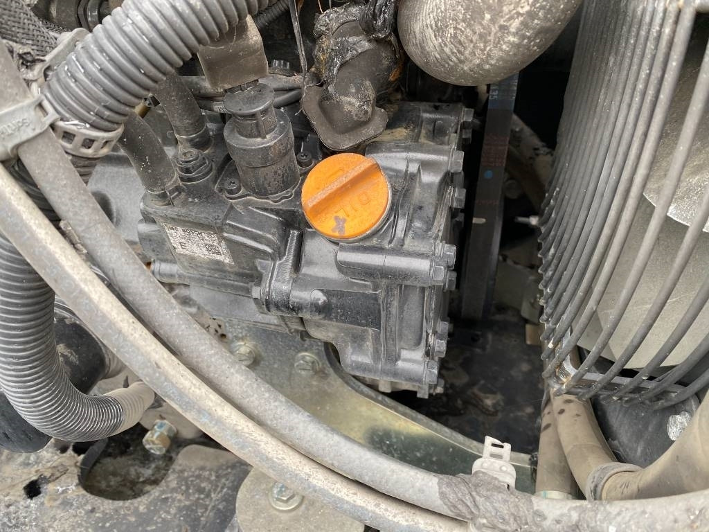 Pá carregadora de rodas Yanmar V 100 / Certificat CE endommagée: foto 49