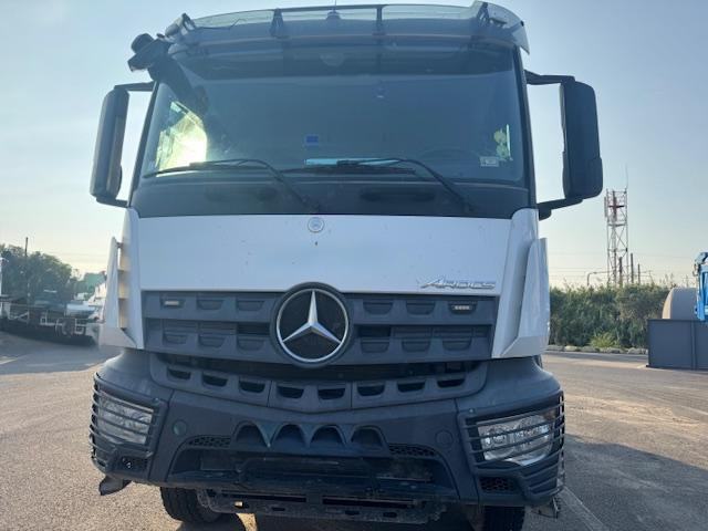Mercedes AROCS 3240 BI BENNE - Camião basculante: foto 2 Mercedes AROCS 3240 BI BENNE - Camião basculante: foto 2
