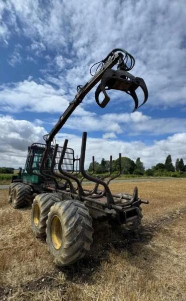 Timberjack 810B PORTEUR GRUE FORESTIER - Forwarder: foto 3 Timberjack 810B PORTEUR GRUE FORESTIER - Forwarder: foto 3