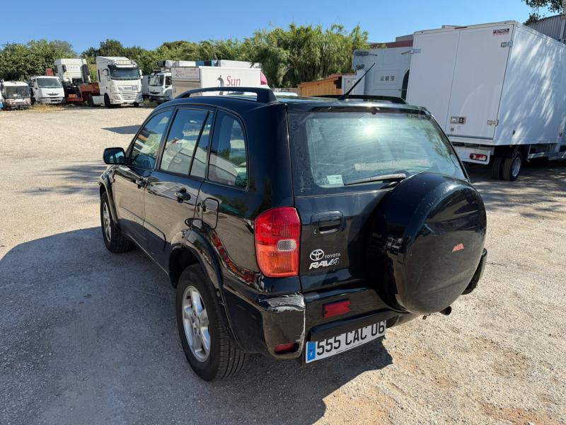 Toyota Rav 4 - Hatchback: foto 3 Toyota Rav 4 - Hatchback: foto 3