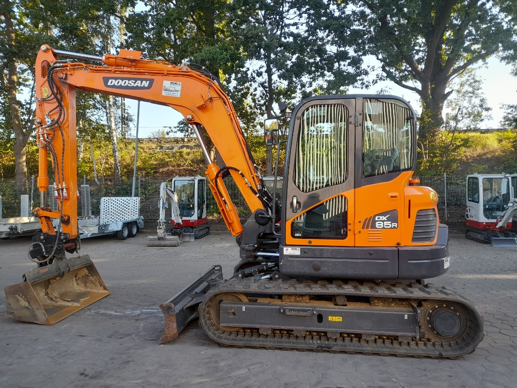 Doosan DX85R-3 - Escavadeira: foto 2 Doosan DX85R-3 - Escavadeira: foto 2