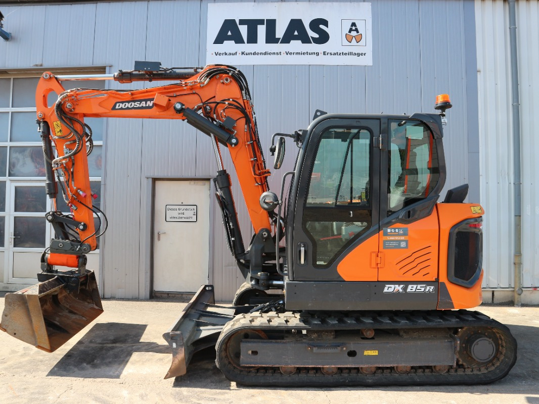 Doosan DX85R-7 - Mini escavadeira: foto 2 Doosan DX85R-7 - Mini escavadeira: foto 2