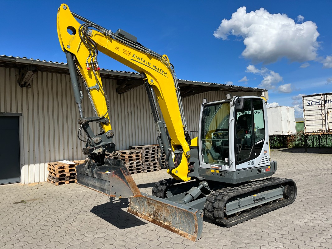 Neuson EZ80 - Escavadeira: foto 1 Neuson EZ80 - Escavadeira: foto 1