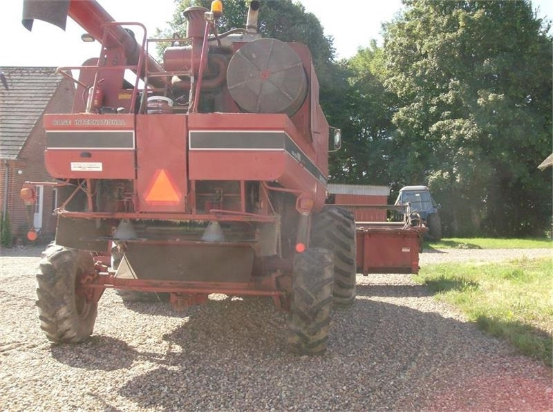 Case IH 1680 E 22 fod skærebord og ekstra bredde hjul - Ceifeira debulhadora: foto 4 Case IH 1680 E 22 fod skærebord og ekstra bredde hjul - Ceifeira debulhadora: foto 4