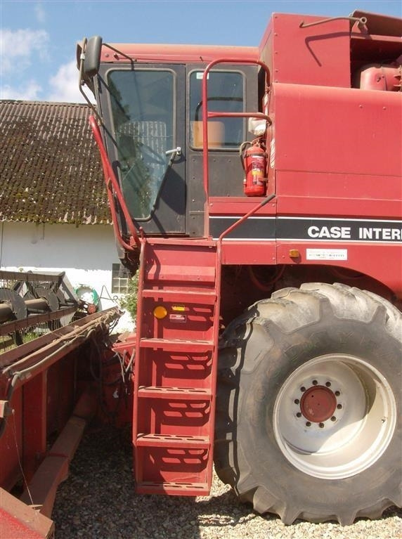 Case IH 1680 E 22 fod skærebord og ekstra bredde hjul - Ceifeira debulhadora: foto 3 Case IH 1680 E 22 fod skærebord og ekstra bredde hjul - Ceifeira debulhadora: foto 3