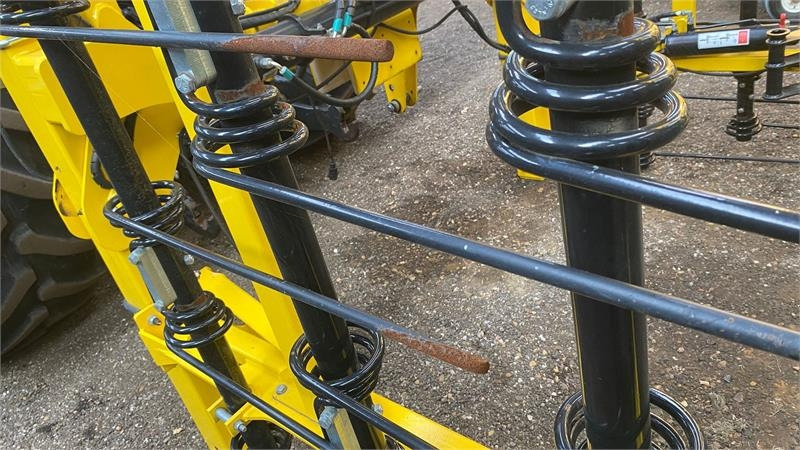 Bednar Striegel PRO PN 7500 - Máquina agrícola: foto 4 Bednar Striegel PRO PN 7500 - Máquina agrícola: foto 4