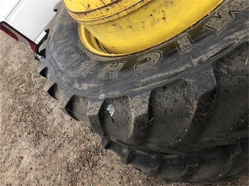 Michelin 650/65-42 - Pneu para Máquina agrícola: foto 2 Michelin 650/65-42 - Pneu para Máquina agrícola: foto 2