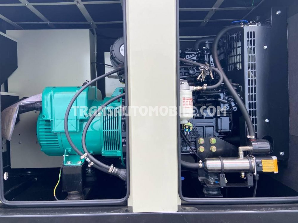 Perkins 15 kVA 1.5L DIESEL - EXPORT OUT EU - Gerador elétrico: foto 5 Perkins 15 kVA 1.5L DIESEL - EXPORT OUT EU - Gerador elétrico: foto 5