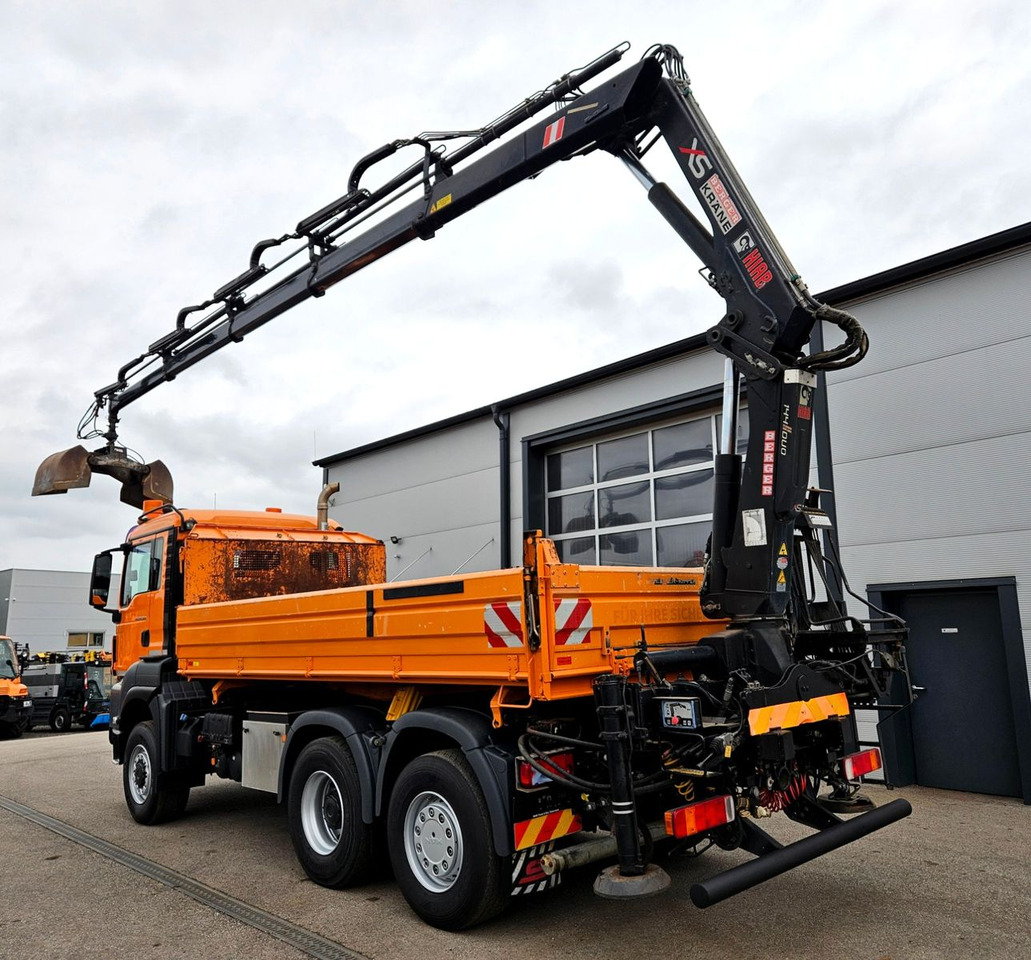 Camião basculante, Camião grua MAN TGS 28.360 6x4-4 HIAB 144E-4 Kran Euro5: foto 9