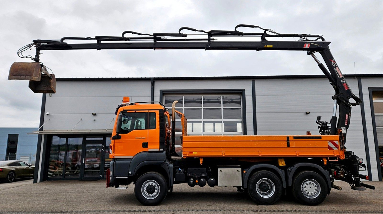 Camião basculante, Camião grua MAN TGS 28.360 6x4-4 HIAB 144E-4 Kran Euro5: foto 8