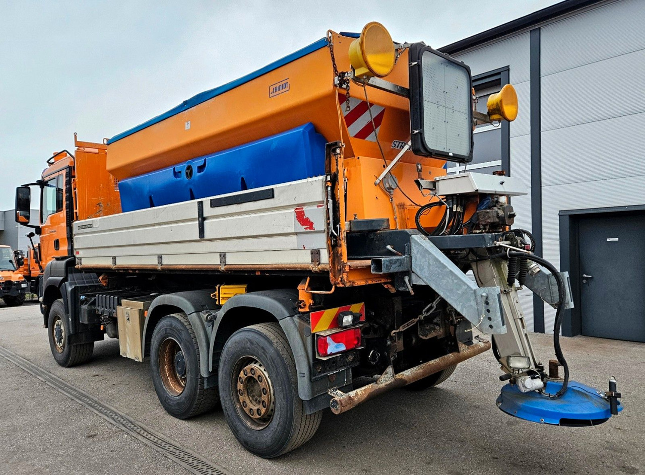 MAN TGS 28.400 6x4-4 BL Winterdienst Schmidt Euro5 - Camião basculante: foto 3 MAN TGS 28.400 6x4-4 BL Winterdienst Schmidt Euro5 - Camião basculante: foto 3