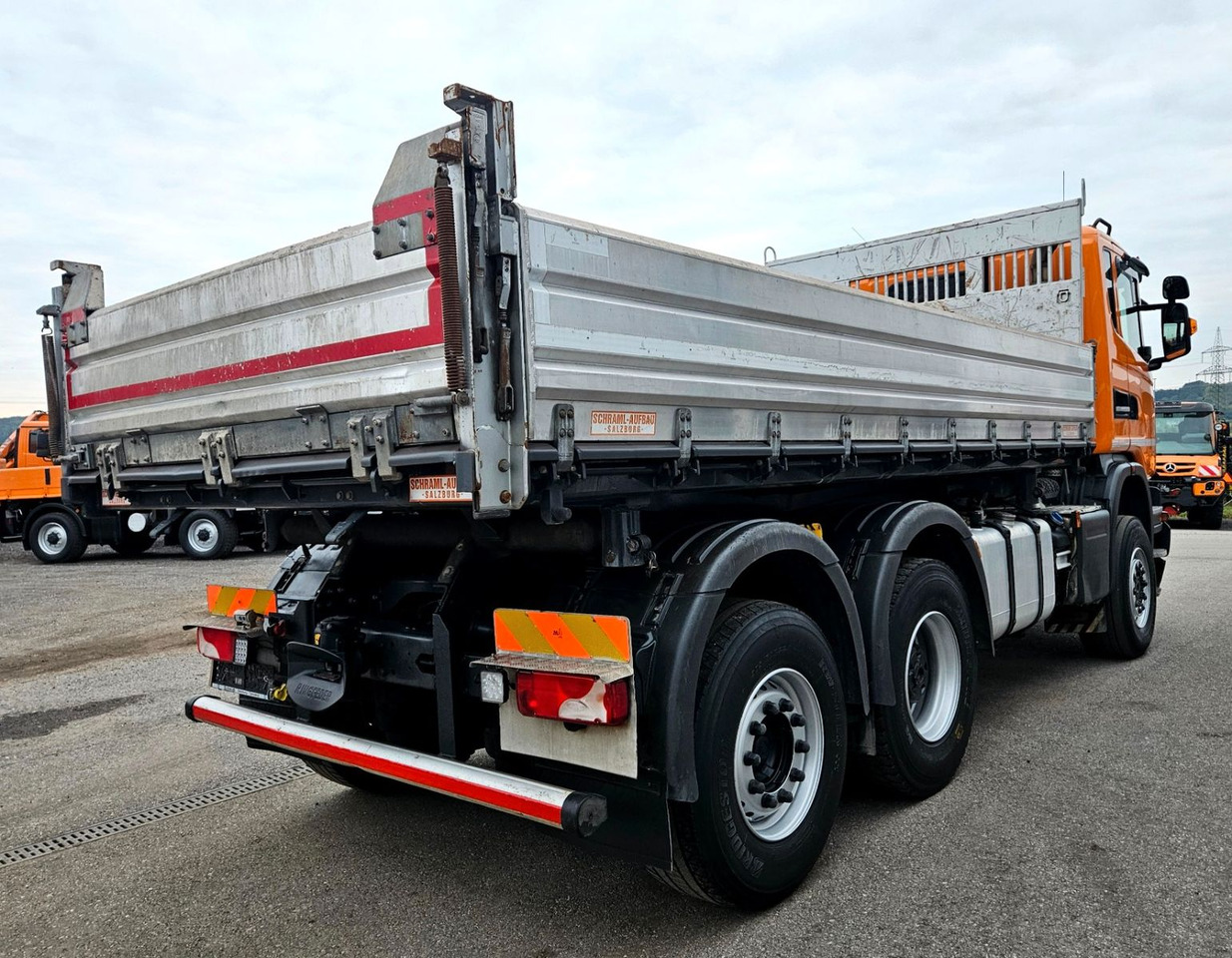 Scania G 410 6x4-4 Euro6 Winterdienst - Camião basculante: foto 3 Scania G 410 6x4-4 Euro6 Winterdienst - Camião basculante: foto 3