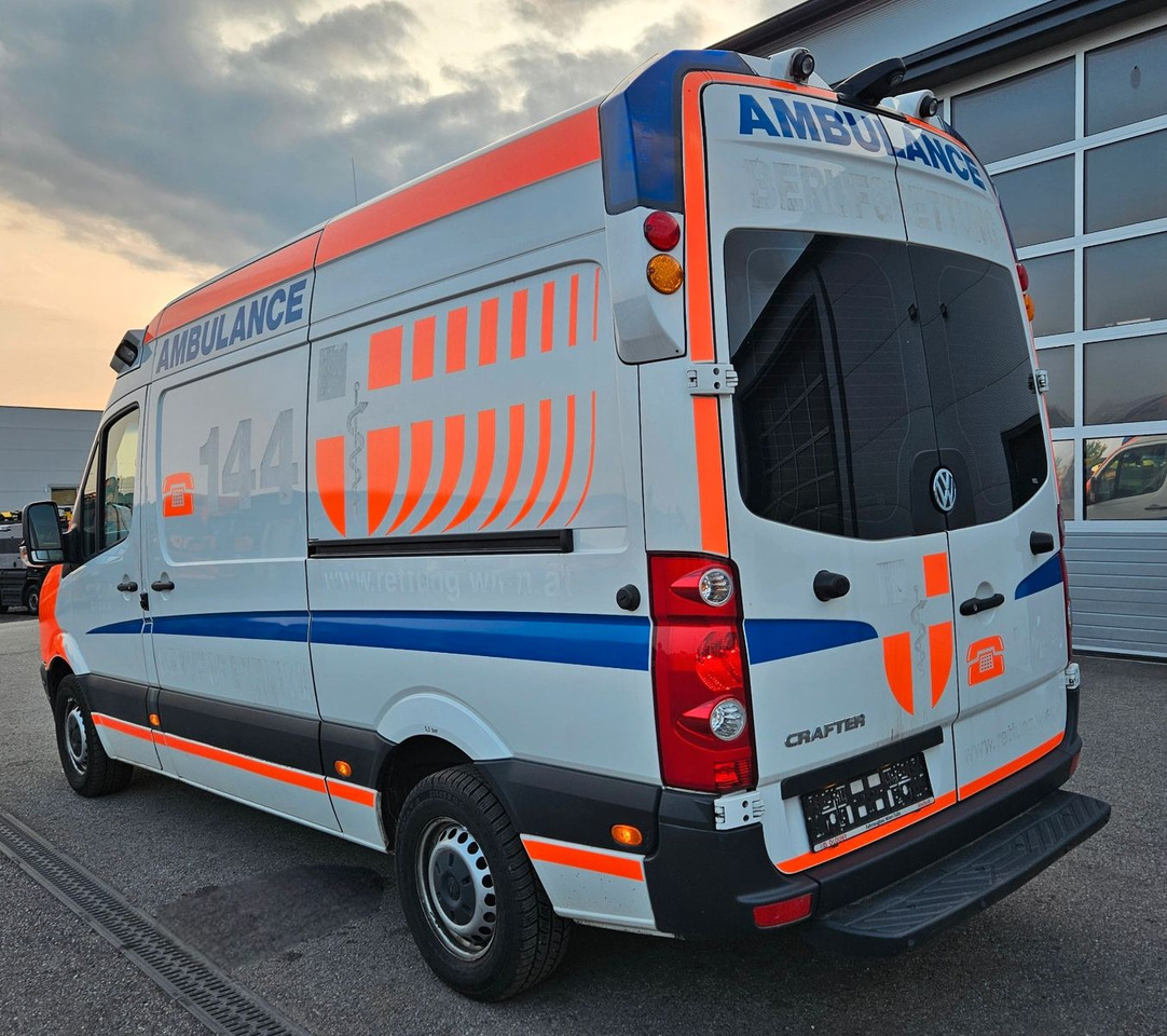 Volkswagen CRAFTER TDI Ambulance RTW L2H2 DLOUHY - Ambulância: foto 3 Volkswagen CRAFTER TDI Ambulance RTW L2H2 DLOUHY - Ambulância: foto 3