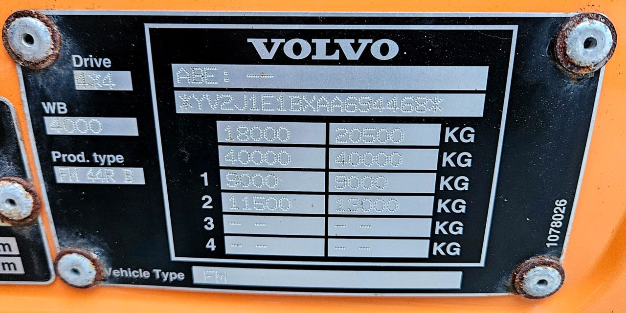 Camião basculante, Camião grua Volvo FM 370 4x4 Palfinger PK12002 Funk Kran EEV: foto 22 Camião basculante, Camião grua Volvo FM 370 4x4 Palfinger PK12002 Funk Kran EEV: foto 22