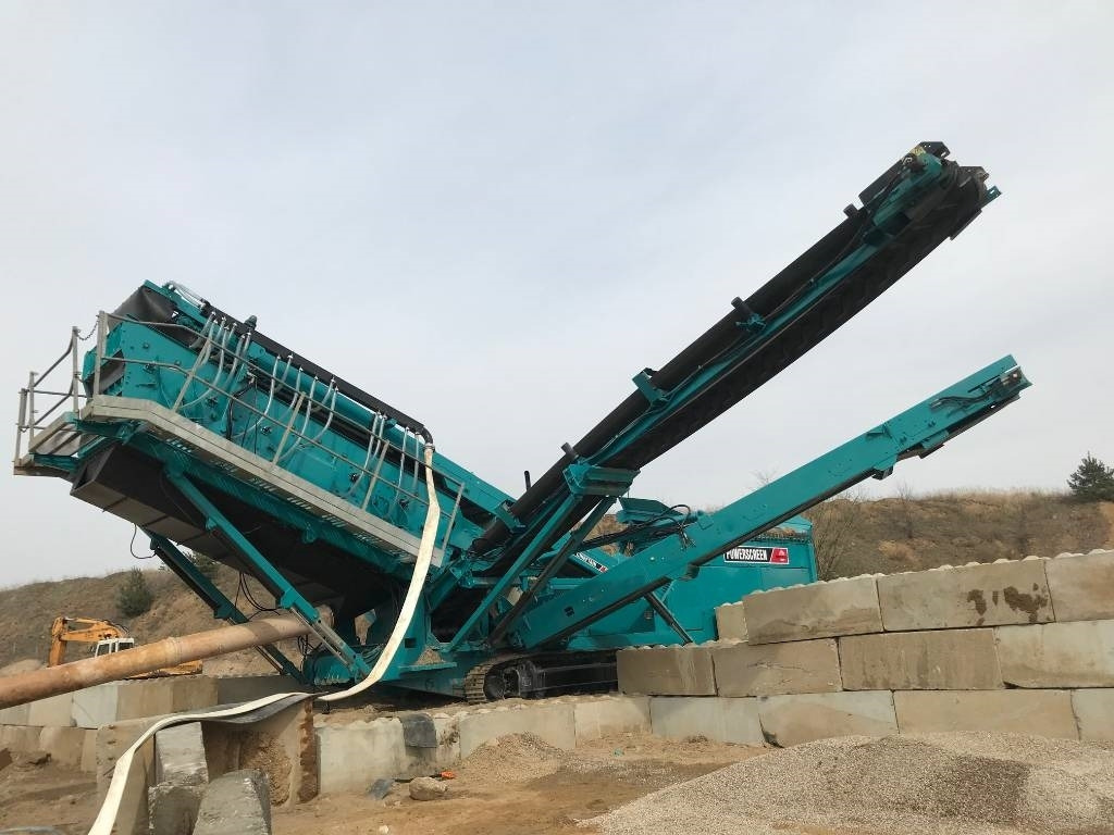 PowerScreen Chieftain 1700 - Peneira vibratória: foto 1 PowerScreen Chieftain 1700 - Peneira vibratória: foto 1