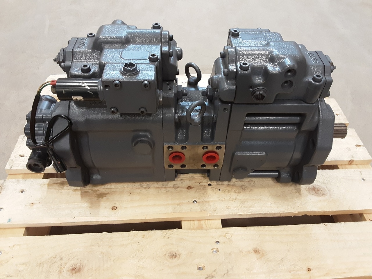 Kawasaki K5V80DT-1PDR-9N0Y-ZV - Bomba hidráulica para Escavadora de rastos: foto 3 Kawasaki K5V80DT-1PDR-9N0Y-ZV - Bomba hidráulica para Escavadora de rastos: foto 3