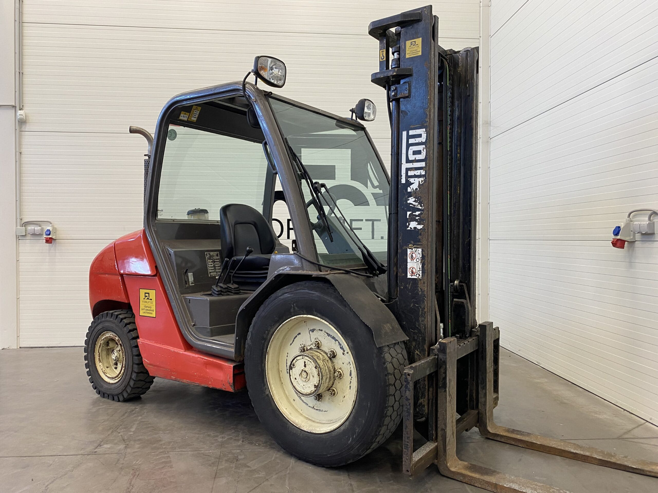 Manitou MSI30D - Empilhador a diesel: foto 3 Manitou MSI30D - Empilhador a diesel: foto 3