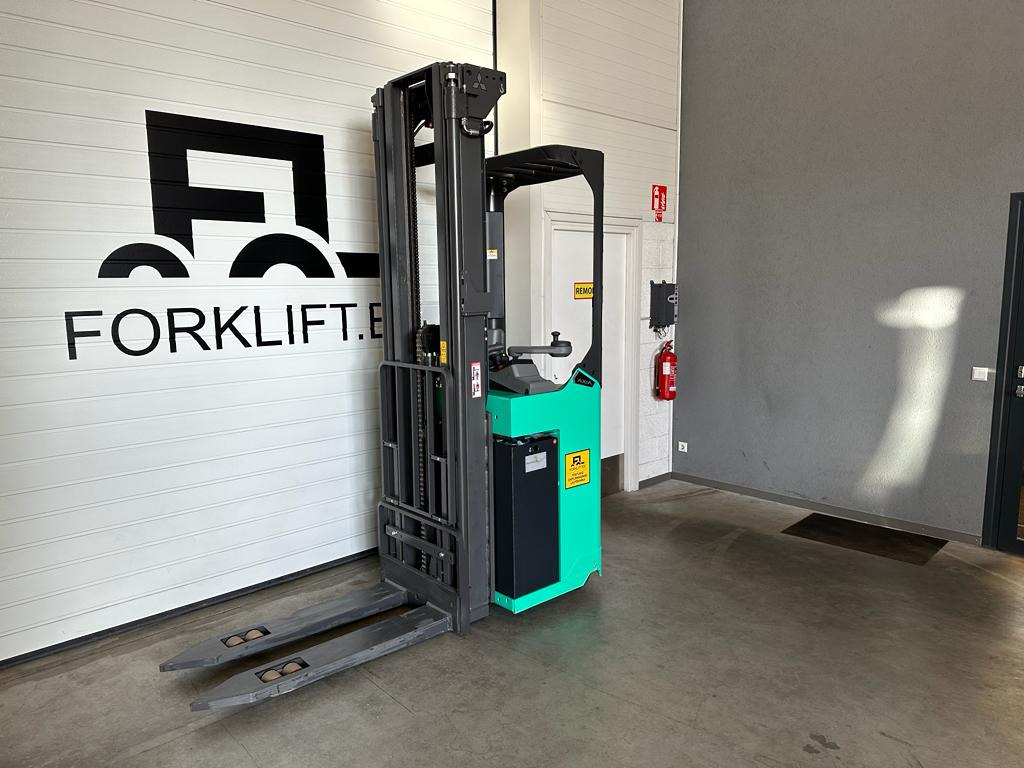 Mitsubishi SBR16N - Stacker: foto 1 Mitsubishi SBR16N - Stacker: foto 1