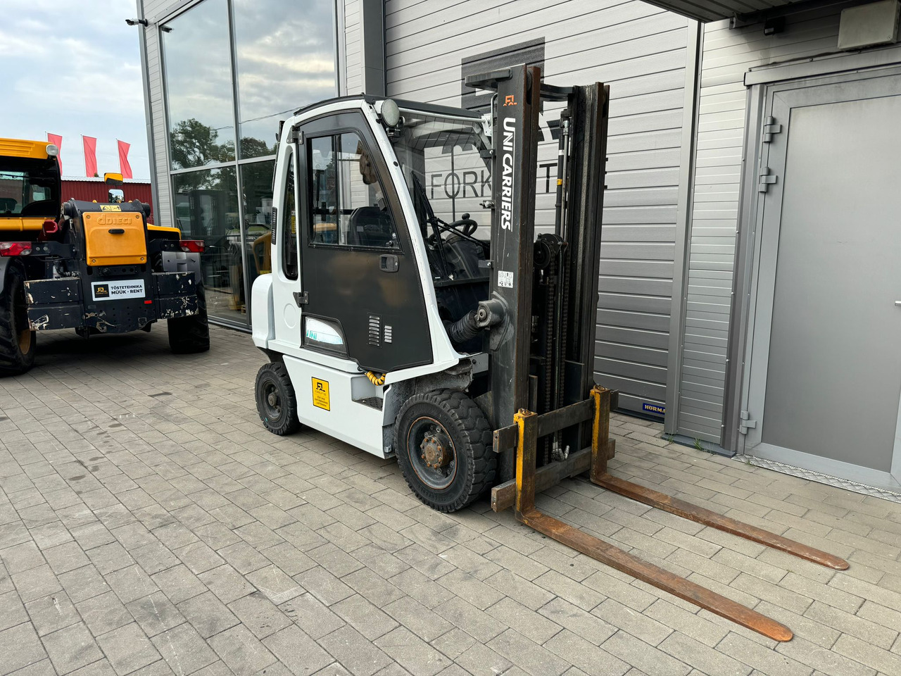 Unicarriers Y1D2A25Q - Empilhador a diesel: foto 4 Unicarriers Y1D2A25Q - Empilhador a diesel: foto 4