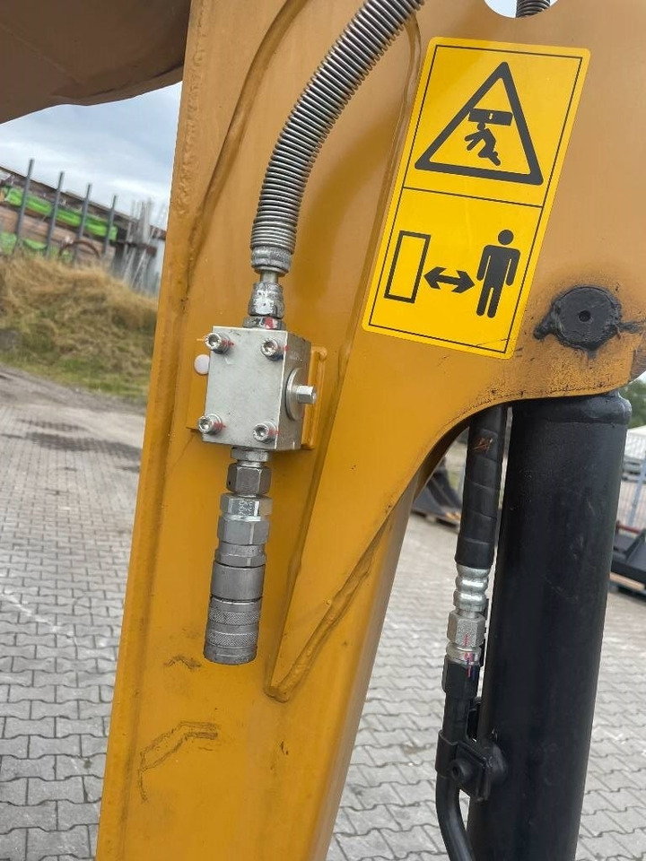 Sany SY 18 C  - Mini escavadeira: foto 5 Sany SY 18 C  - Mini escavadeira: foto 5