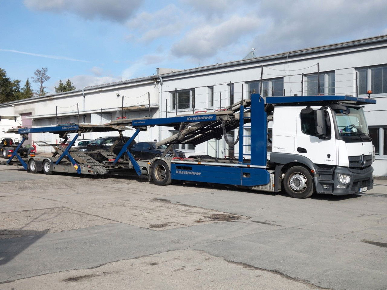 Mercedes-Benz Actros 1843 mit Kässbohrer Supertrans/Supertrans - Camião transporte de veículos: foto 2 Mercedes-Benz Actros 1843 mit Kässbohrer Supertrans/Supertrans - Camião transporte de veículos: foto 2