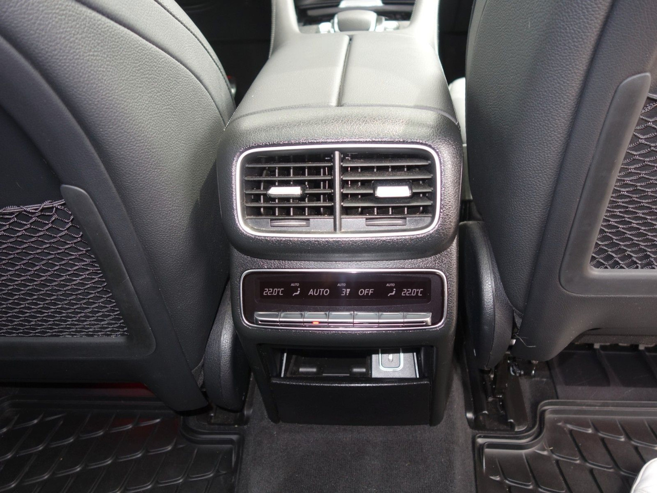 SUV Mercedes-Benz GLE 400 d 4Matic Coupe Pano: foto 12