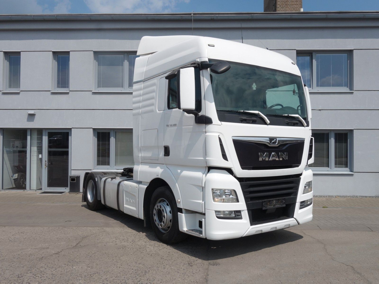 MAN TGX 18.500 XLX E6 Sandard - Tractor: foto 3 MAN TGX 18.500 XLX E6 Sandard - Tractor: foto 3