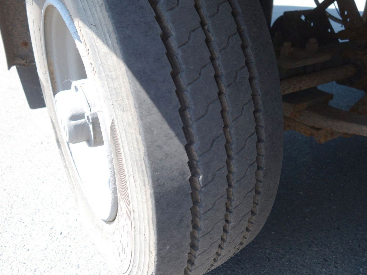 Camião de lona Volvo FM 380 6x2 + Panav Anhänger: foto 7