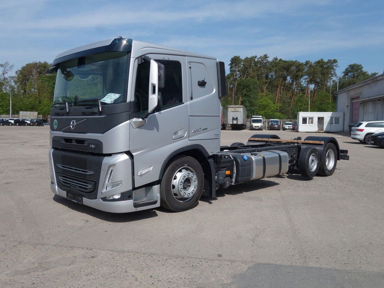 Volvo FM 460 FM13 6x2 Neue RTO , Kassbohrer, Rolfo, Rimo - Camião chassi: foto 1 Volvo FM 460 FM13 6x2 Neue RTO , Kassbohrer, Rolfo, Rimo - Camião chassi: foto 1