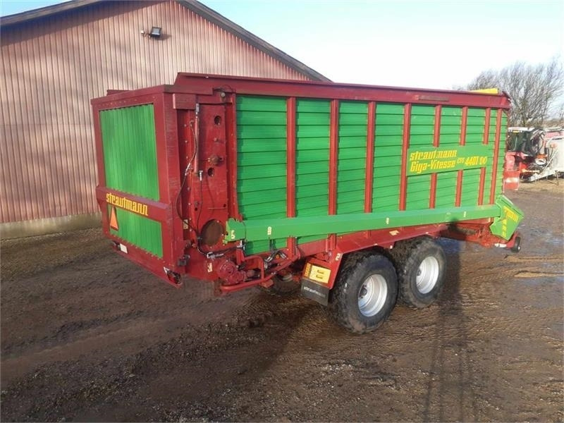 Reboque agrícola Strautmann Giga Vitesse CFS 4401: foto 6 Reboque agrícola Strautmann Giga Vitesse CFS 4401: foto 6