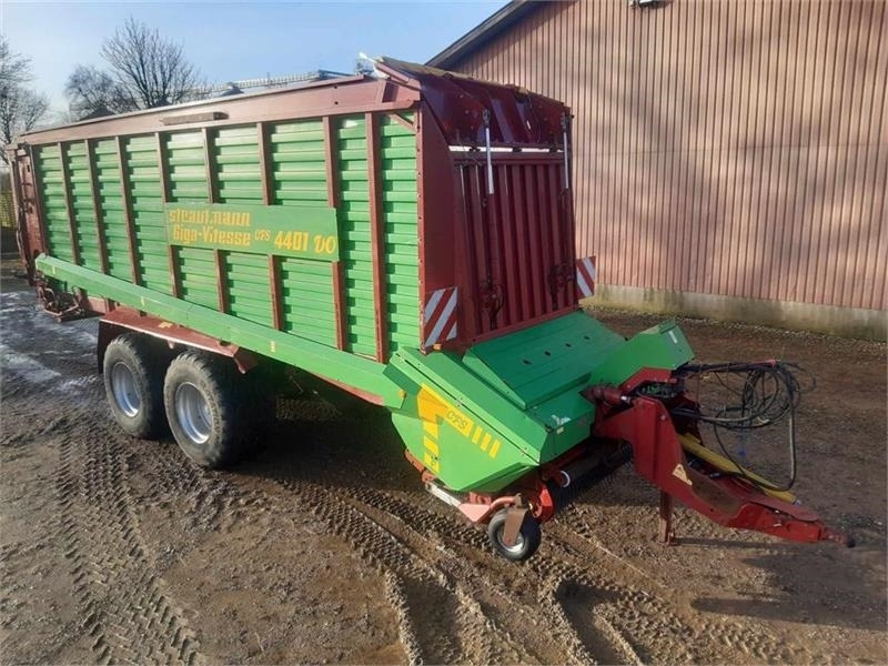 Reboque agrícola Strautmann Giga Vitesse CFS 4401: foto 10 Reboque agrícola Strautmann Giga Vitesse CFS 4401: foto 10