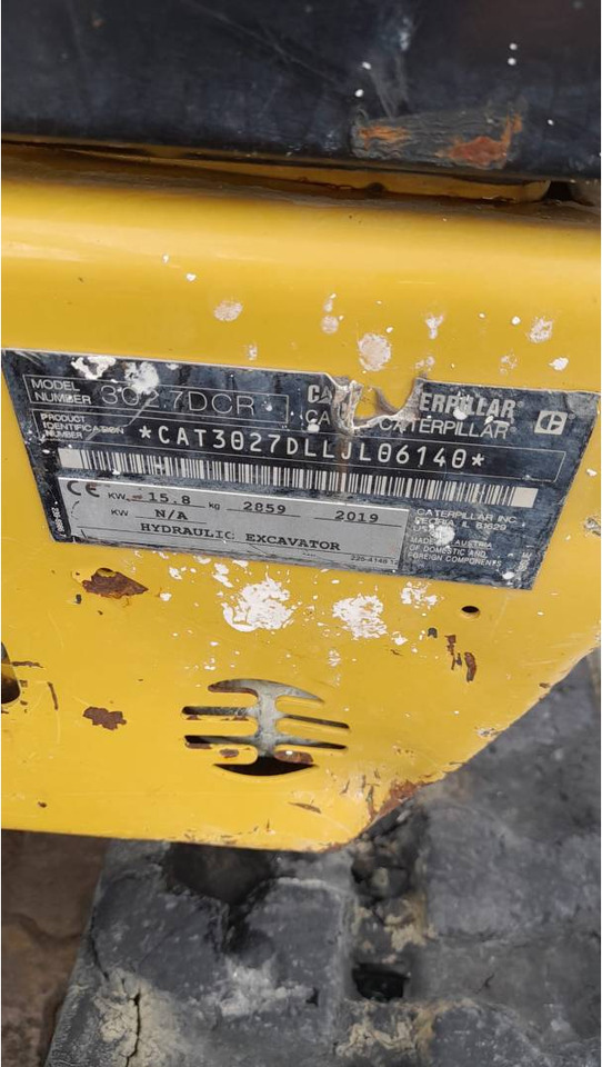 Escavadora de rastos CAT 302.7DCR: foto 6