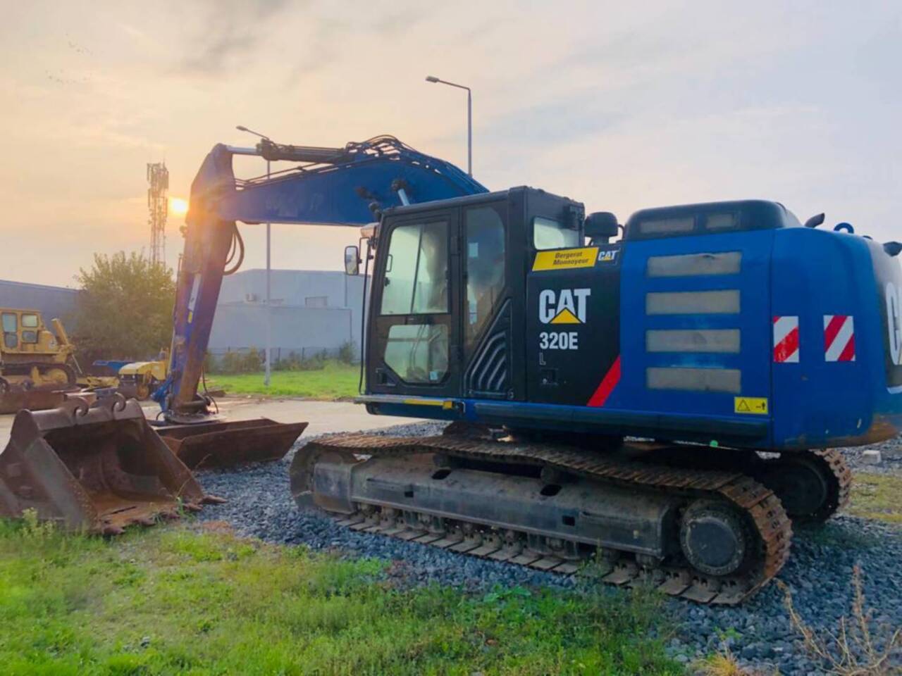 CAT 320 E LN - Escavadora de rastos: foto 4 CAT 320 E LN - Escavadora de rastos: foto 4
