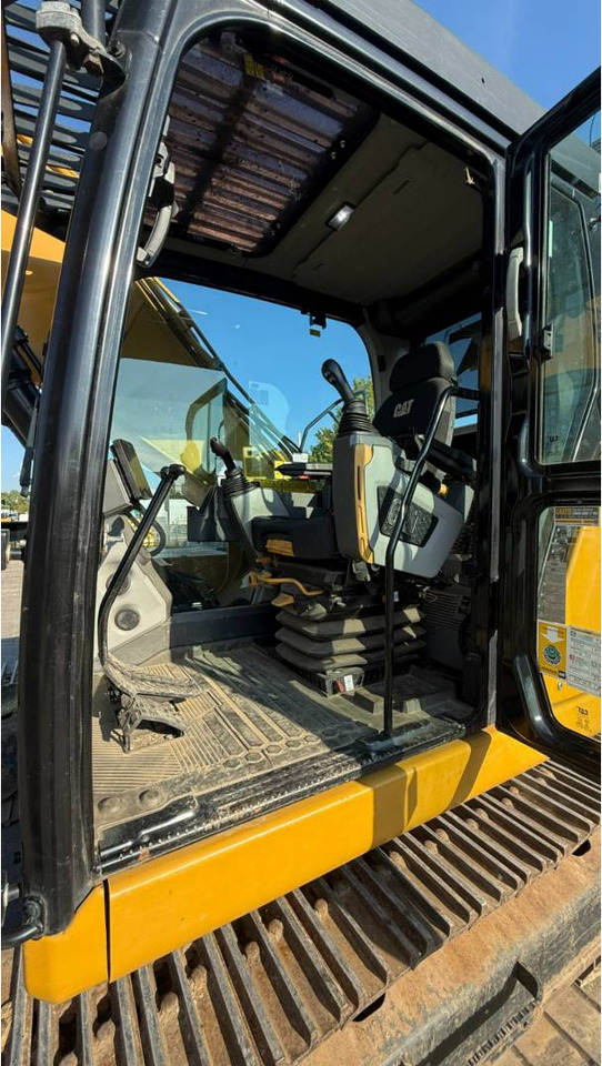 Escavadora de rastos CAT 323-07: foto 17