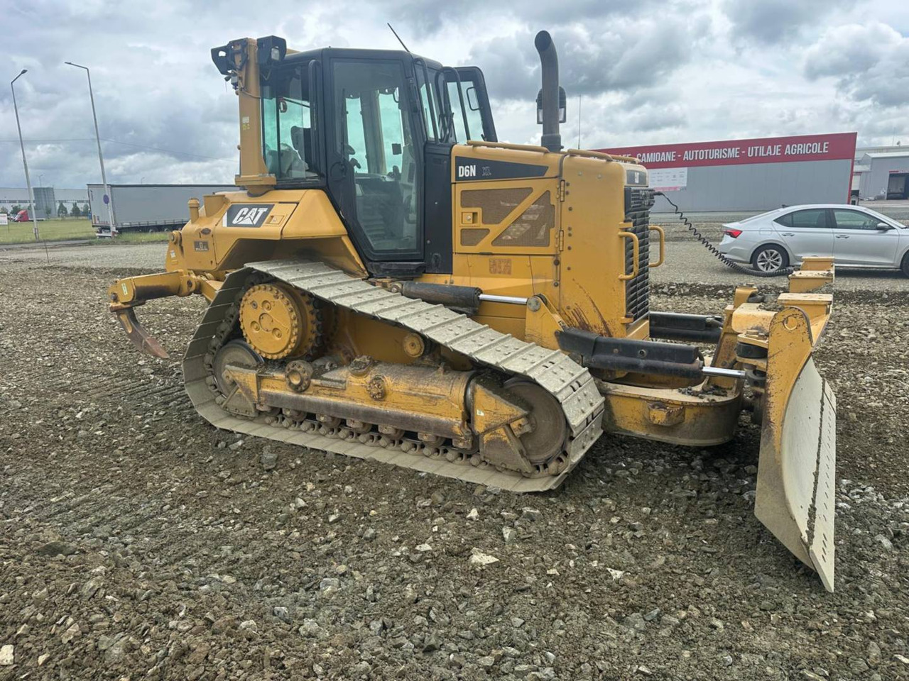 CAT D6NXL - Buldôzer: foto 2 CAT D6NXL - Buldôzer: foto 2